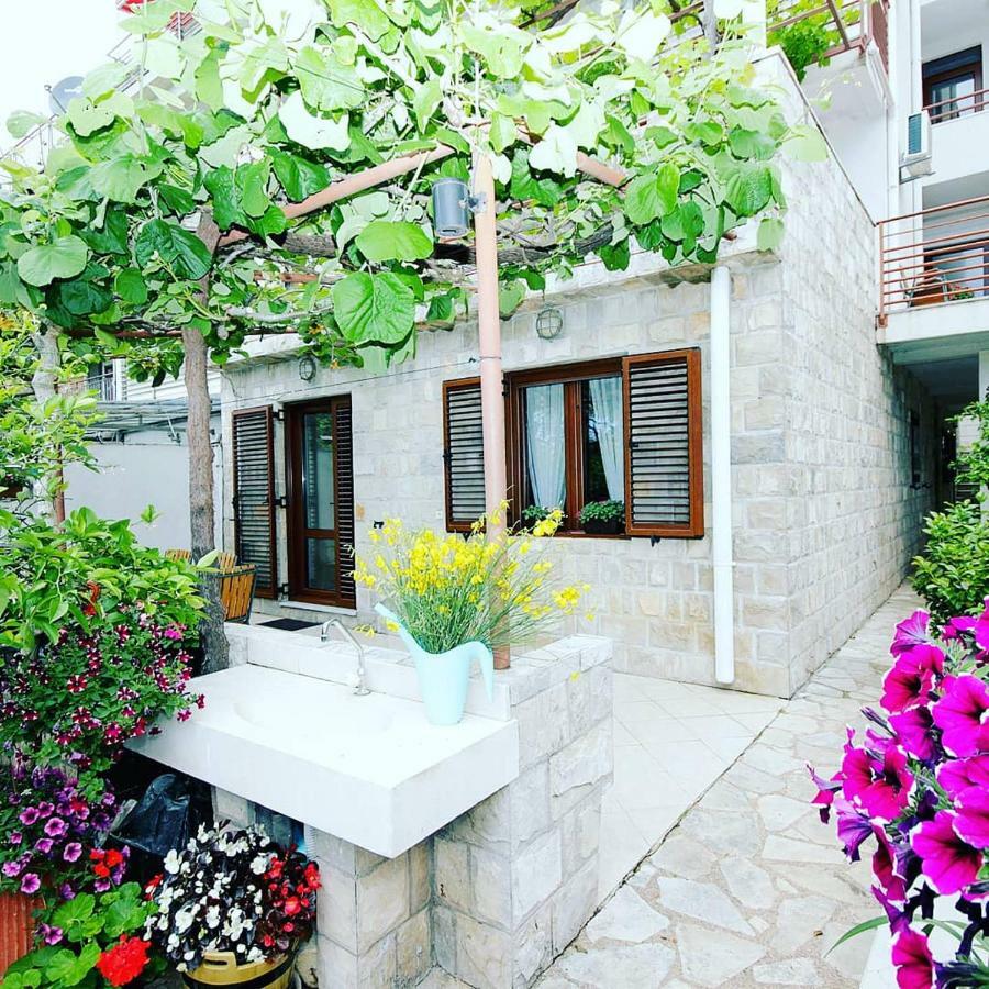 Apartments Ardura Petrovac Exterior photo